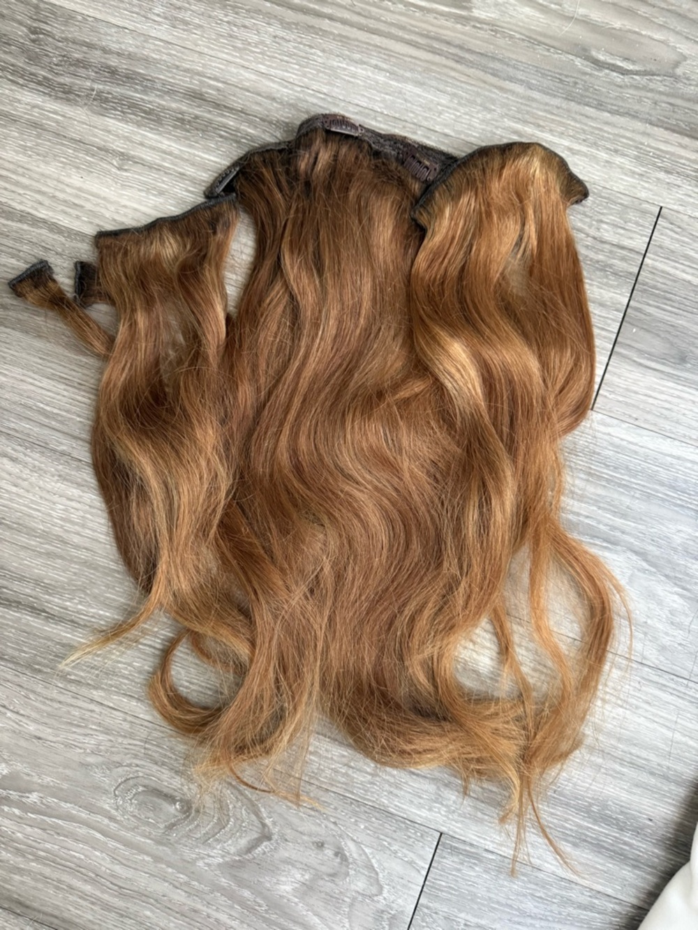 BELLAMI extensions strawberry blonde Warm brown copper  clip in extensions 20